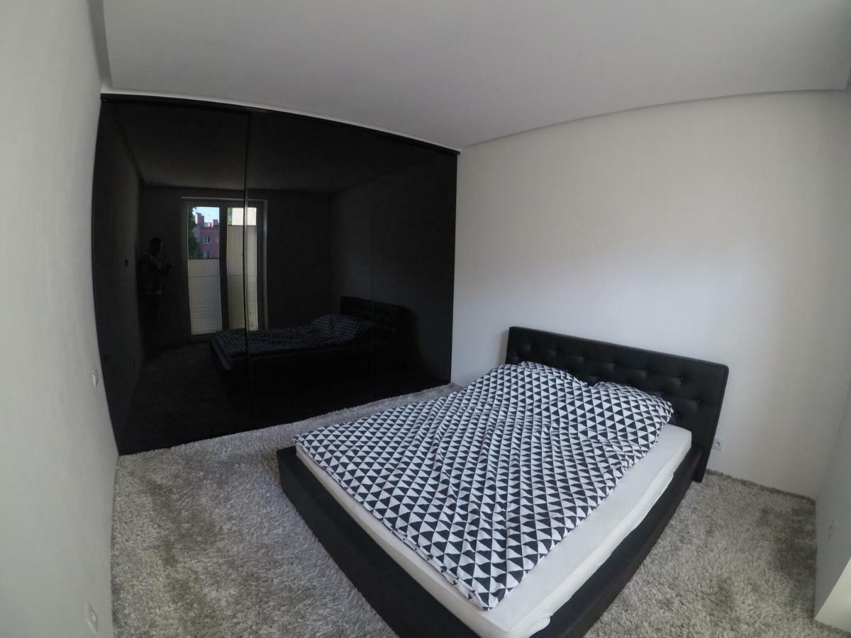 Nowoczesny Apartament III Al. Nmp Częstochowa Extérieur photo