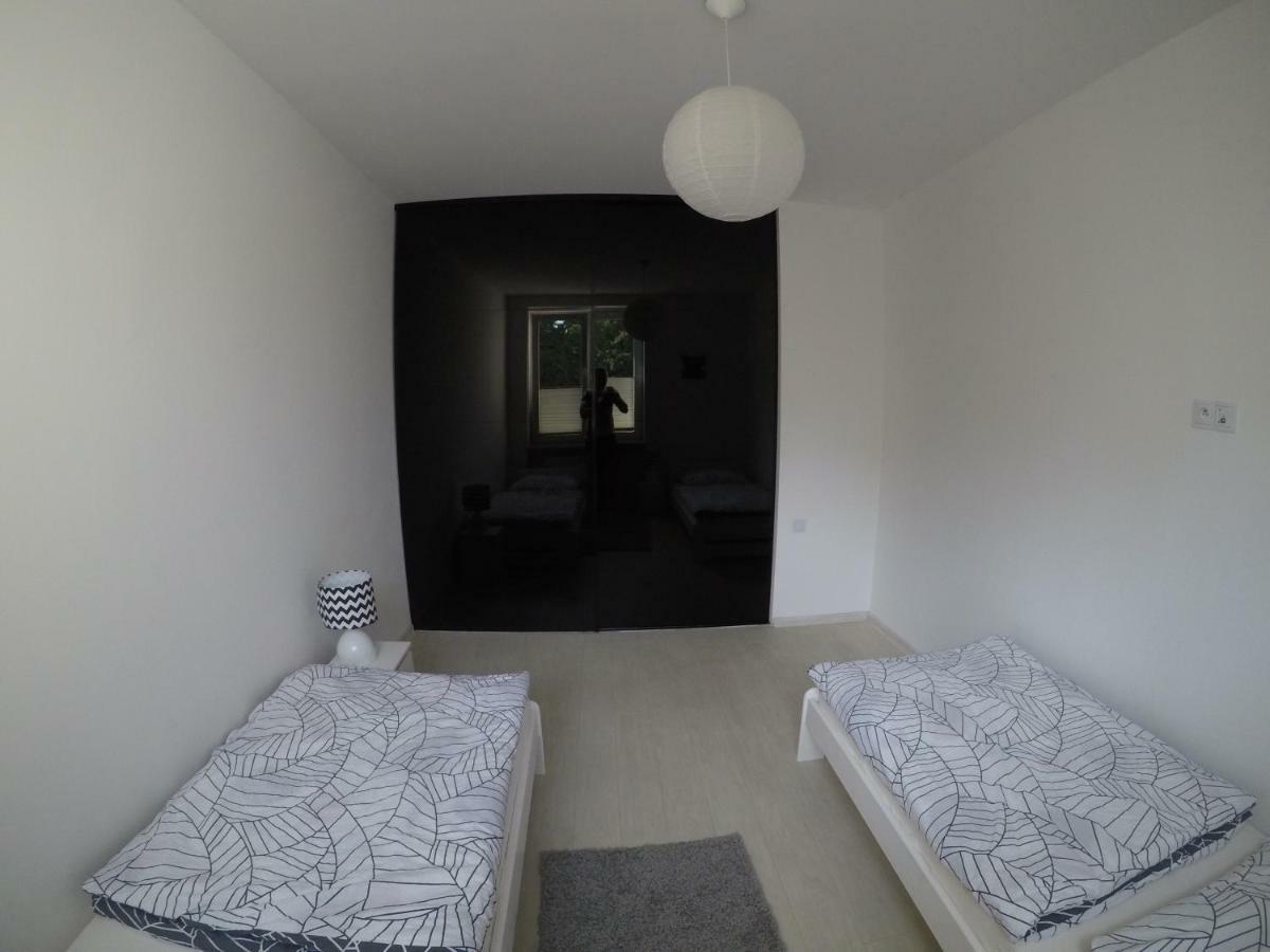 Nowoczesny Apartament III Al. Nmp Częstochowa Extérieur photo